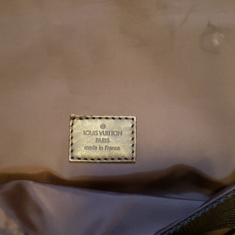Louis Vuitton  Damier Geant Messenger Bag - Picture 5 of 7